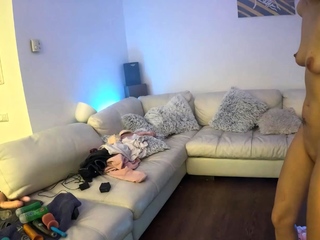 Lovely Elizabeth Dildo Masturbation